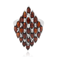 Anillo en plata con Granate de Mozambique