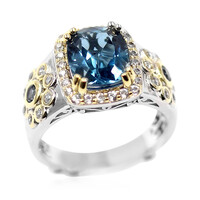 Anillo en plata con Topacio azul de Londres (Dallas Prince Designs)