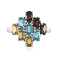 Anillo en plata con Zircón de Ratanak Kirí
