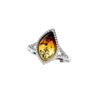 Anillo en plata con Ámbar báltico