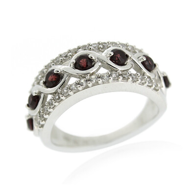 Anillo en plata con Rodolita