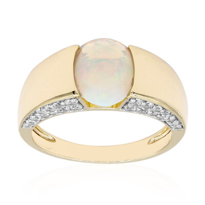 Anillo en oro con Ópalo de Welo