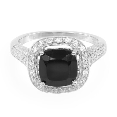 Anillo en plata con Espinela negra