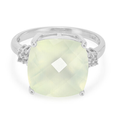 Anillo en plata con Prehnita