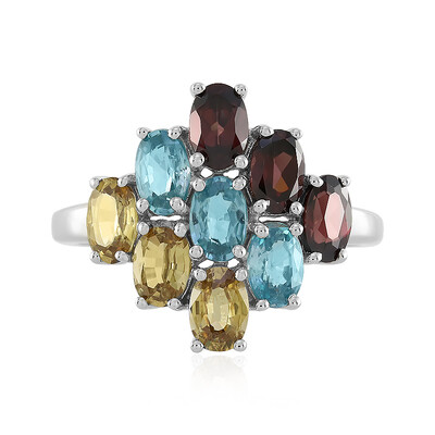 Anillo en plata con Zircón de Ratanak Kirí