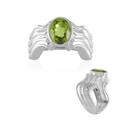 Anillo en plata con Peridoto (de Melo)