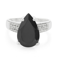 Anillo en plata con Espinela negra