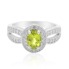 Anillo en plata con Peridoto