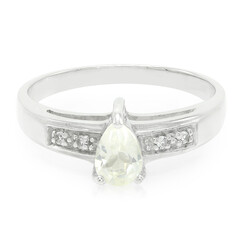Anillo en plata con Ortoclasa