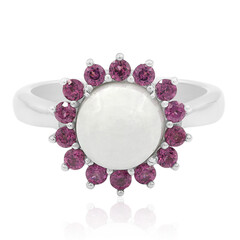 Anillo en plata con Jadeita blanca