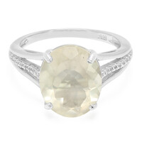 Anillo en plata con Ortoclasa