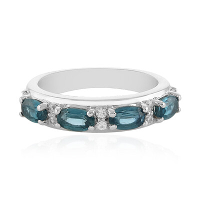 Anillo en plata con Cianita petróleo