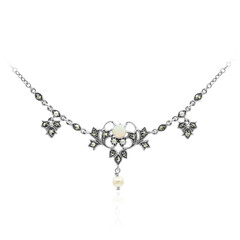 Collar en plata con Ópalo blanco