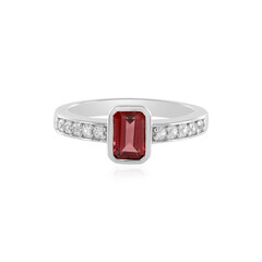 Anillo en plata con Granate de Mozambique