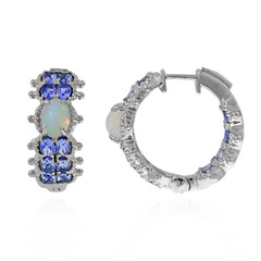Pendientes en plata con Ópalo de Welo (Dallas Prince Designs)