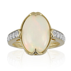 Anillo en oro con Ópalo de Welo (Adela Gold)