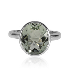 Anillo en plata con Amatista verde