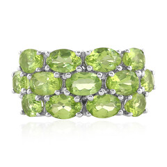 Anillo en plata con Peridoto