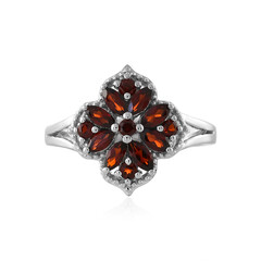 Anillo en plata con Granate de Mozambique