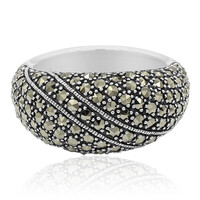 Anillo en plata con Marcasita