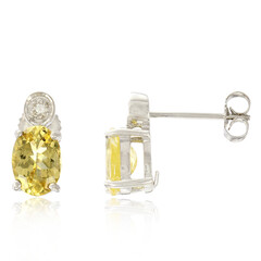 Pendientes en oro con Danburita neón amarillo