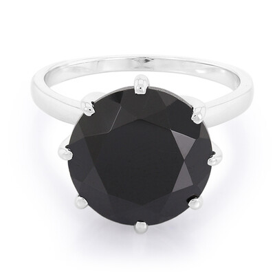 Anillo en plata con Espinela negra