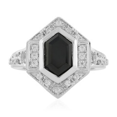 Anillo en plata con Espinela negra