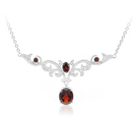 Collar en plata con Granate