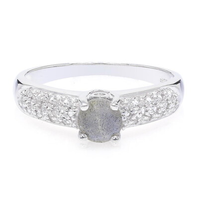 Anillo en plata con Espectrolita