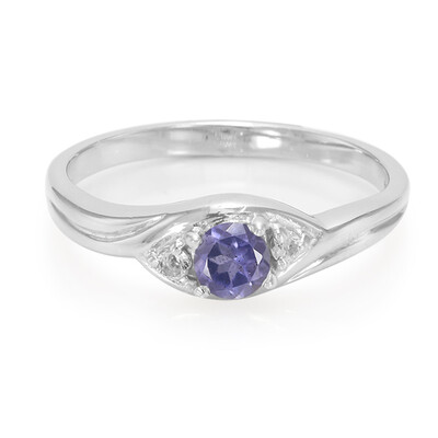 Anillo en plata con Iolita de Ceilán