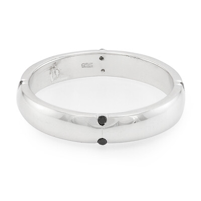 Anillo en plata con Espinela negra