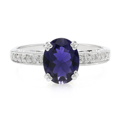 Anillo en plata con Iolita de Ceilán