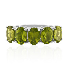 Anillo en plata con Peridoto de Birmania