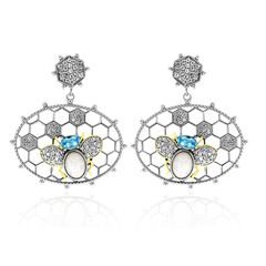 Pendientes en plata con Ópalo de Welo (Dallas Prince Designs)