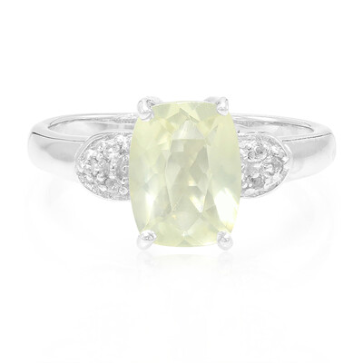 Anillo en plata con Ortoclasa