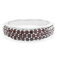 Anillo en plata con Granate de Mozambique