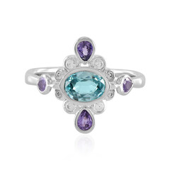 Anillo en plata con Zircón de Ratanak Kirí (Adela Silber)