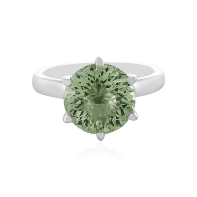 Anillo en plata con Amatista verde