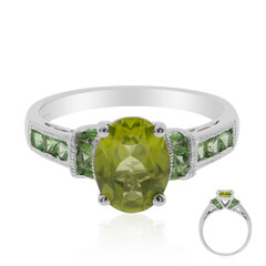 Anillo en plata con Peridoto