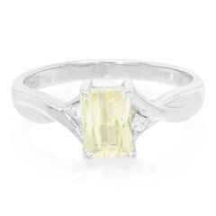 Anillo en plata con Cuncita amarillo canario