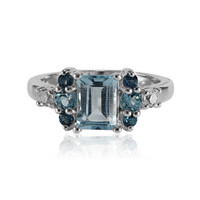 Anillo en plata con Topacio azul cielo