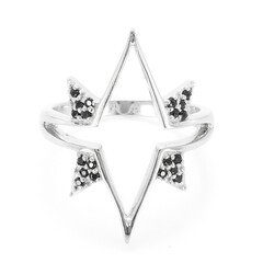 Anillo en plata con Espinela negra