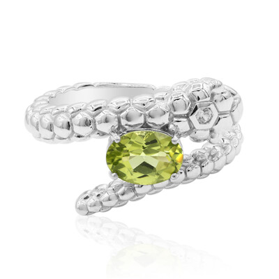 Anillo en plata con Peridoto