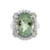 Anillo en plata con Amatista verde