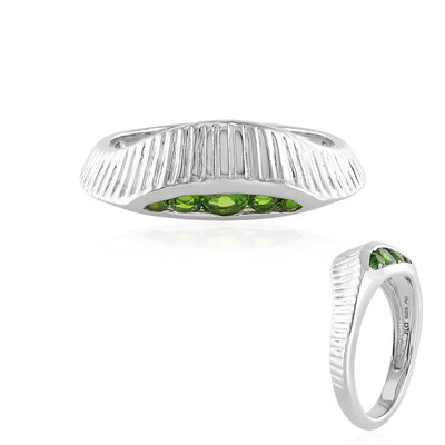 Anillo en plata con Diópsido de Rusia (SAELOCANA)