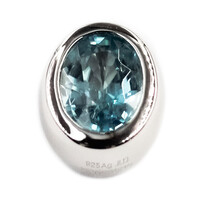 Colgante en plata con Zircón de Ratanak Kirí