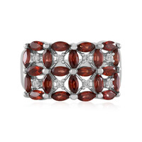 Anillo en plata con Granate de Mozambique
