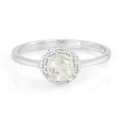Anillo en plata con Ortoclasa