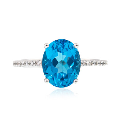Anillo en plata con Topacio de Marambaia