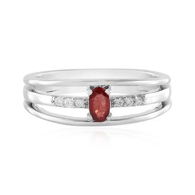 Anillo en plata con Rubí de Tanzania (Adela Silber)